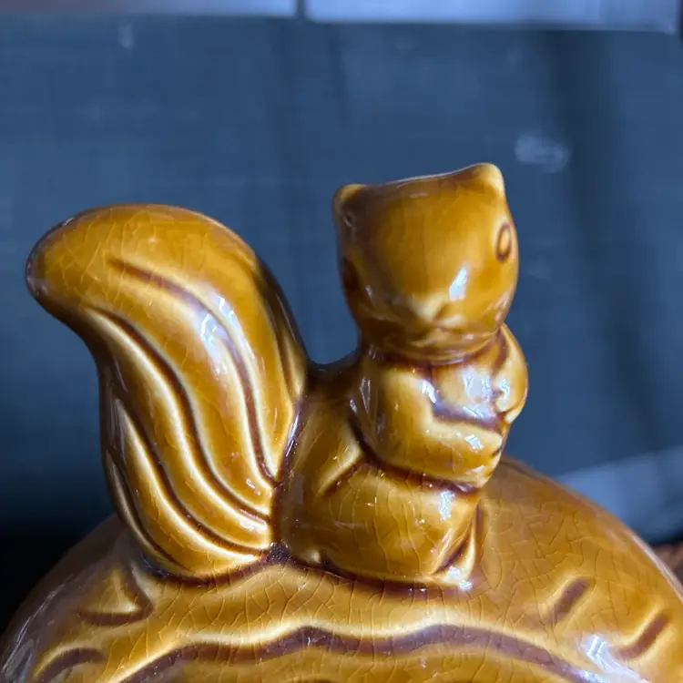 Ceramic Unmarked Squirrel on a nut candy/nut covered dish. MCM VTG Lt Crazing