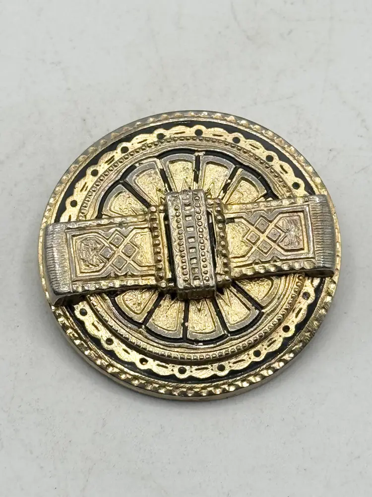 CAROLINE STUART Newark NY Art Deco Brooch Pin