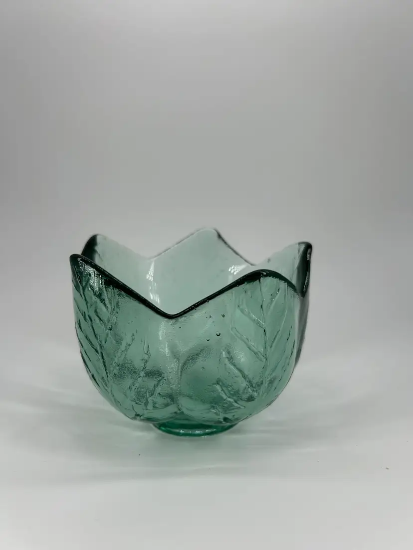 Green Pressed Glass Leaf Shaped Decorative Bowl