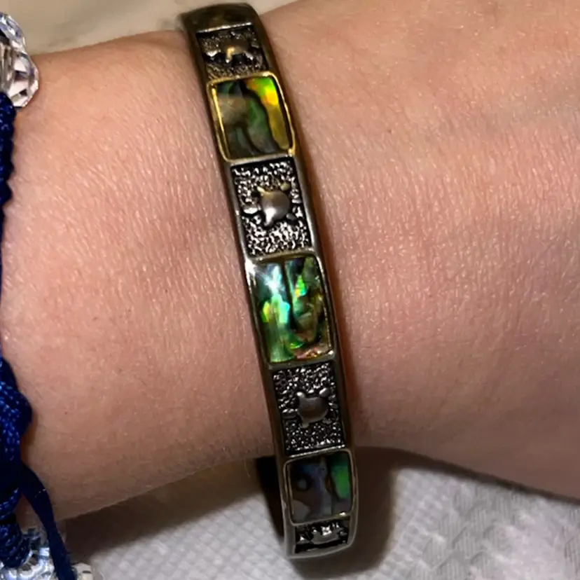 Abalone & Brass Turtle Stamp Bangle Bracelet 7.5”-8”