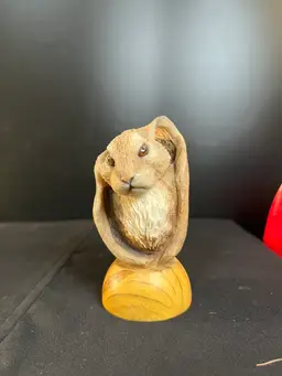 Mill Creek Studios-#61100 "Lop Sided"-Signed Sculptured Rabbit-2001