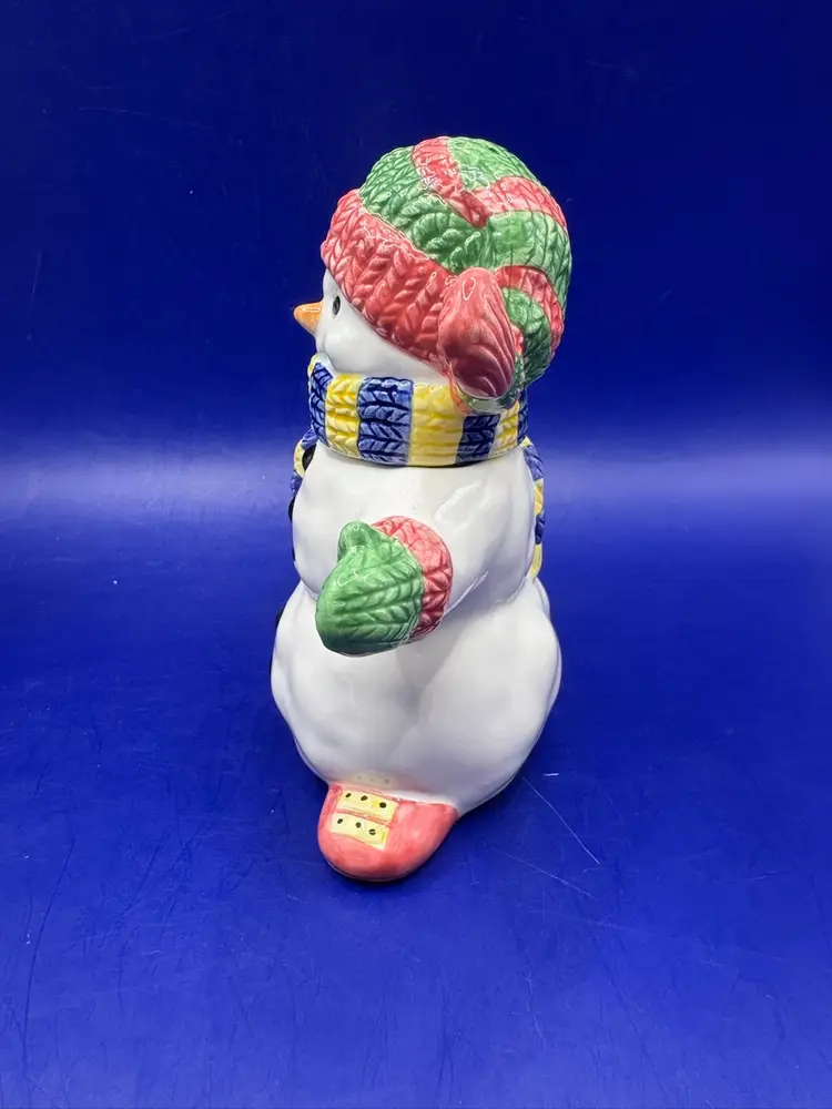 House Of Lloyd Snowman Salt And Pepper Shaker. 1999