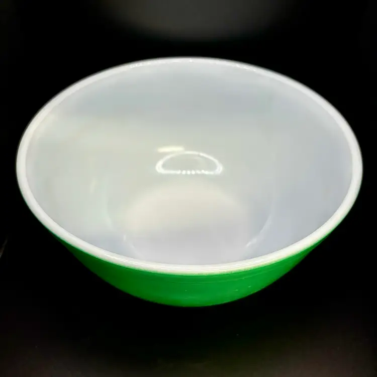 Vintage Pyrex 403 Primary Colors Green Nesting Mixing Bowl 2 1/2 Qt*