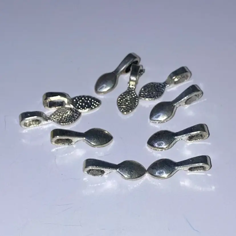 10 Silvertone Bails 1/2”