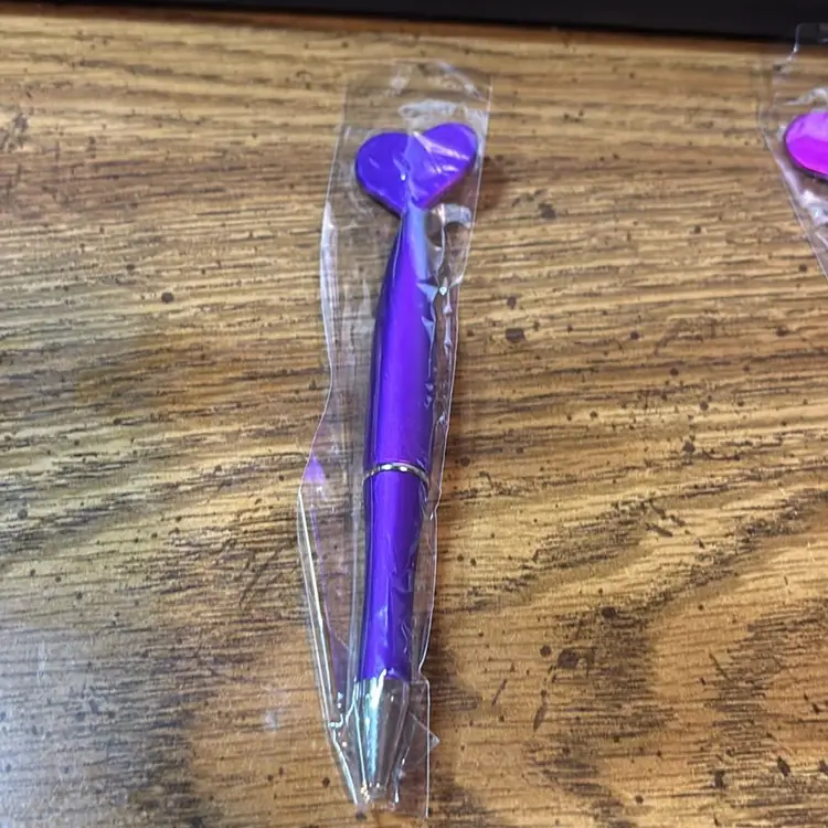 Valentines Pen Pink Or Purple (1)Pen