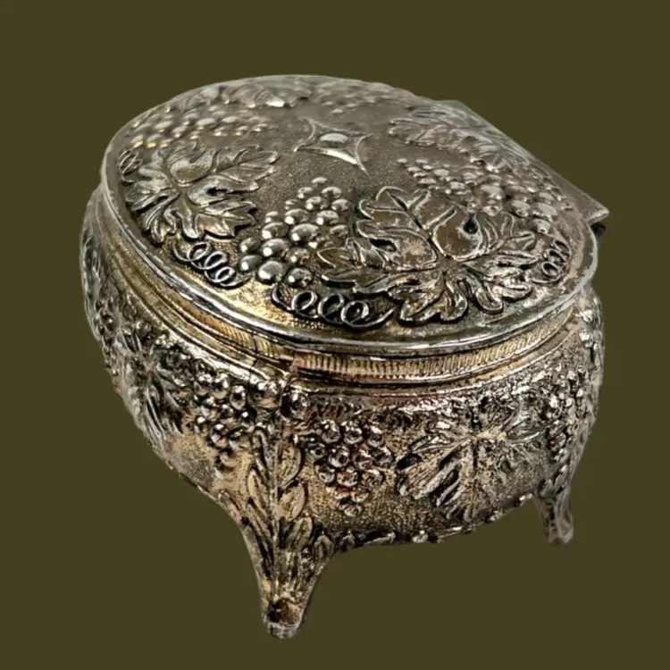 Grape Leaf & Vine Silver- tone Lidded & Footed Jewelry Trinket Box. Bright red velvet lining. Marked Japan.