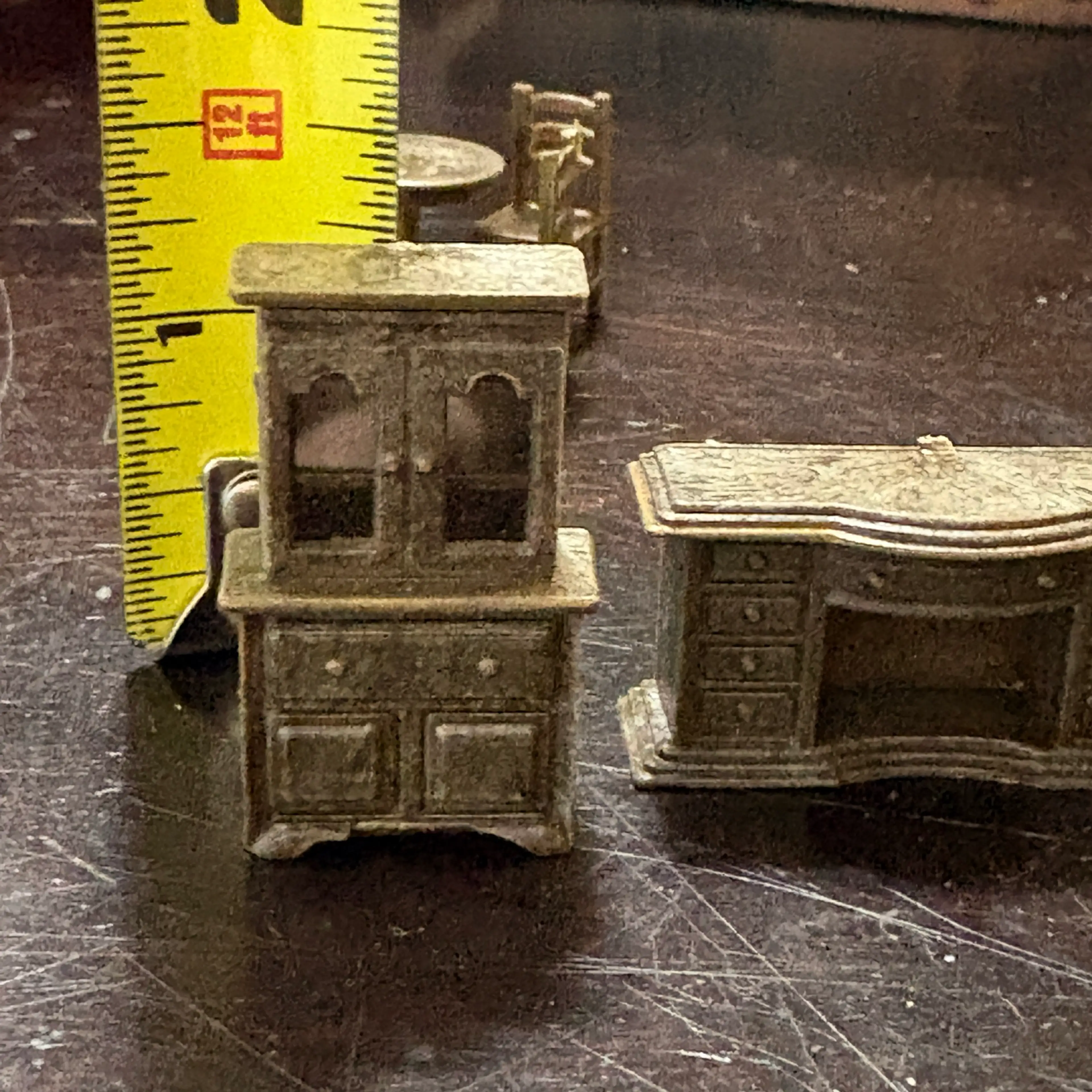 Image 3 of 6