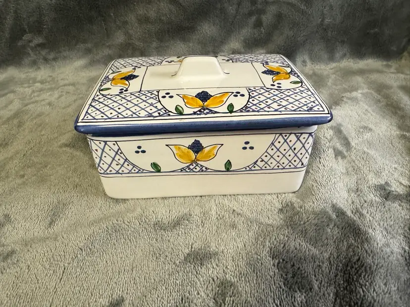 VTG Zrike Tivoli Pottery Covered Serving Trinket Dish Box Hand Painted Portugal