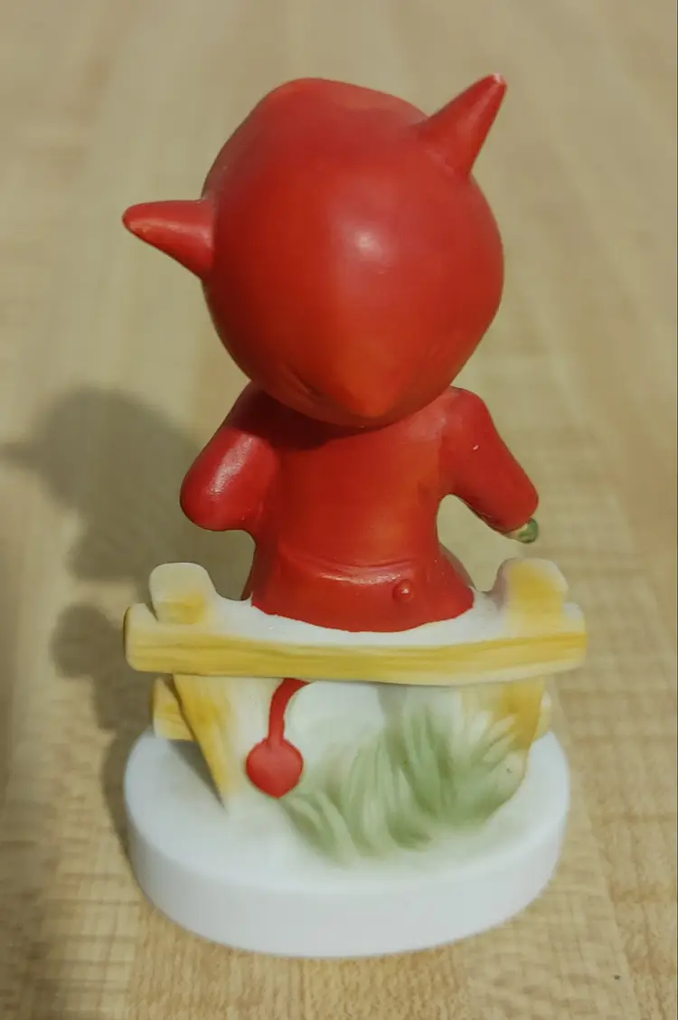 Kelvin's Japan figurine. The Devil Made Me Care. 1960's. No chips or cracks. Great for Valentine's day.