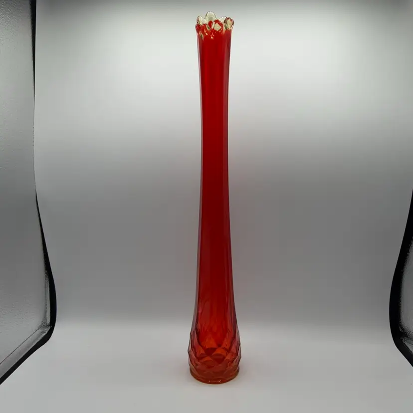 LE Smith Skinny Dominion Amberina GLOW Swung Vase 17 1/4”