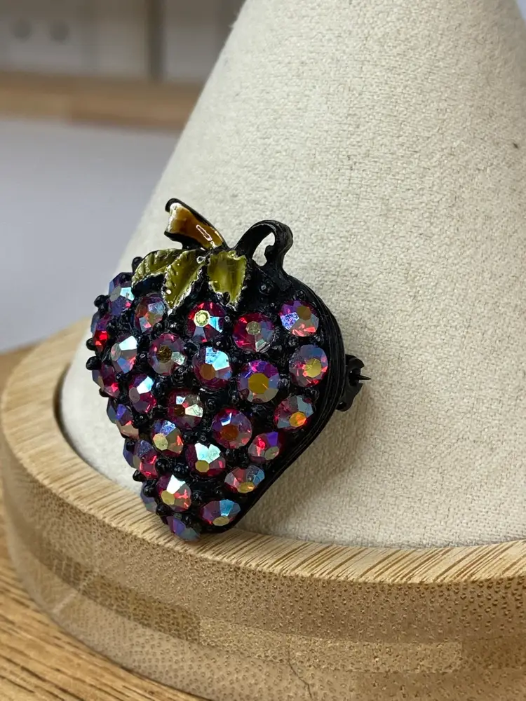 Rhinestone Strawberry Brooch Vtg Aurora Borealis Black Tone Fruit Food Pin 1.25"