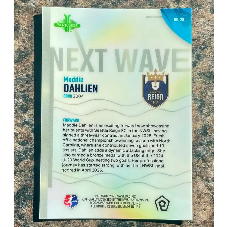 2025 Parkside NWSL Pacific Next Wave Refractor Parallel Maddie Dahlien RC Reign /25