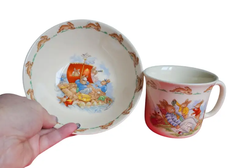 VINTAGE BUNNYKINS ROYAL DOULTON 1984 ENGLISH FINE BONE CHINA CHILD BOWL AND CUP SET #S197X2206
