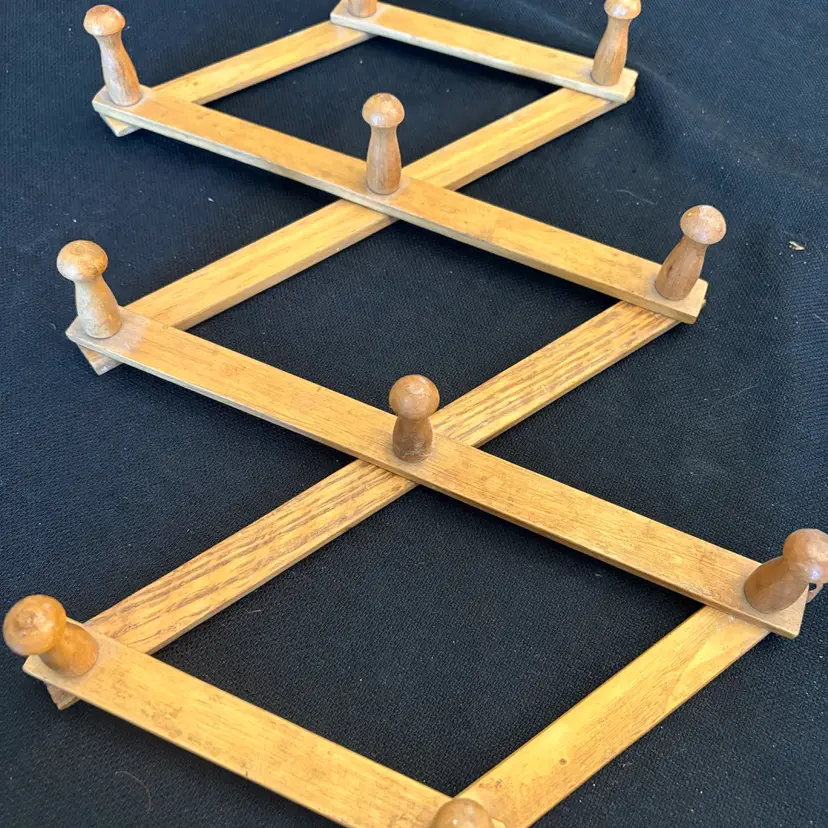 Vintage 10 peg knob wood wooden accordion Folding Wall Hang Hats Coats Decor