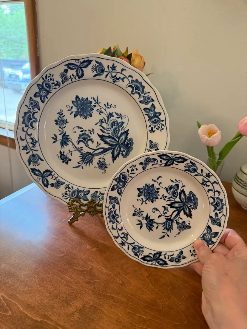 Nikko Ironstone Dinner And Salad Plates