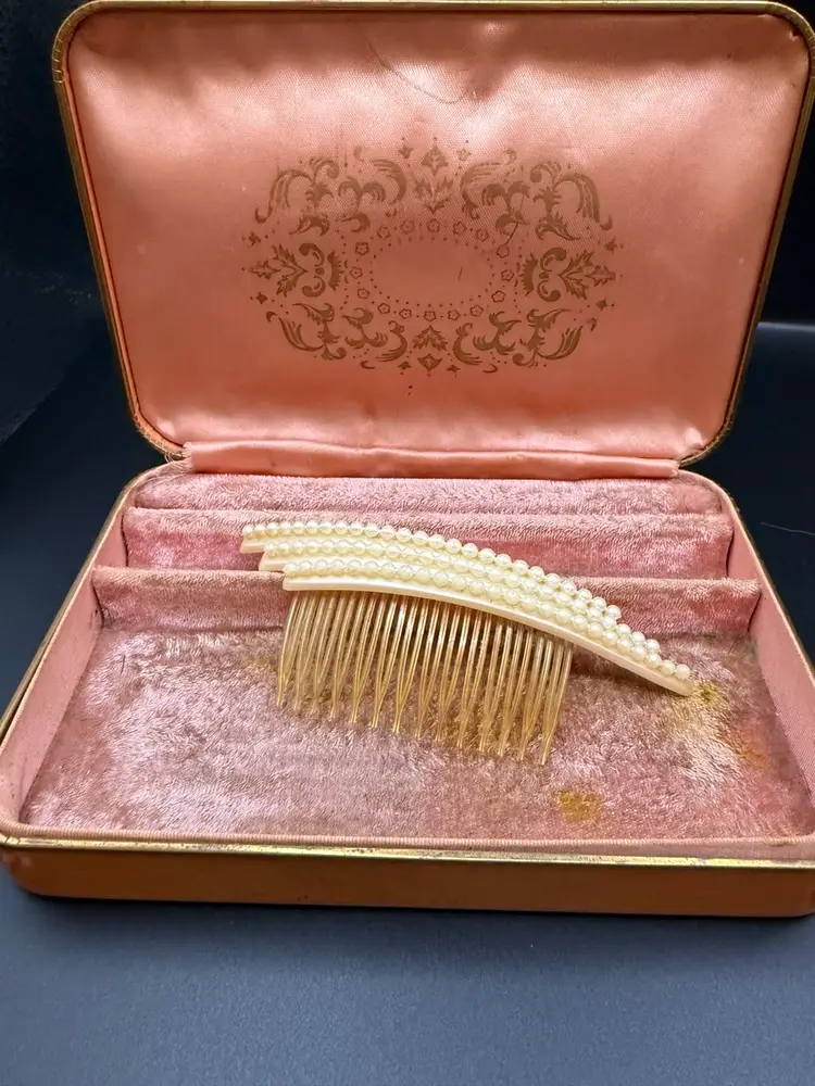 Vintage Hair Comb