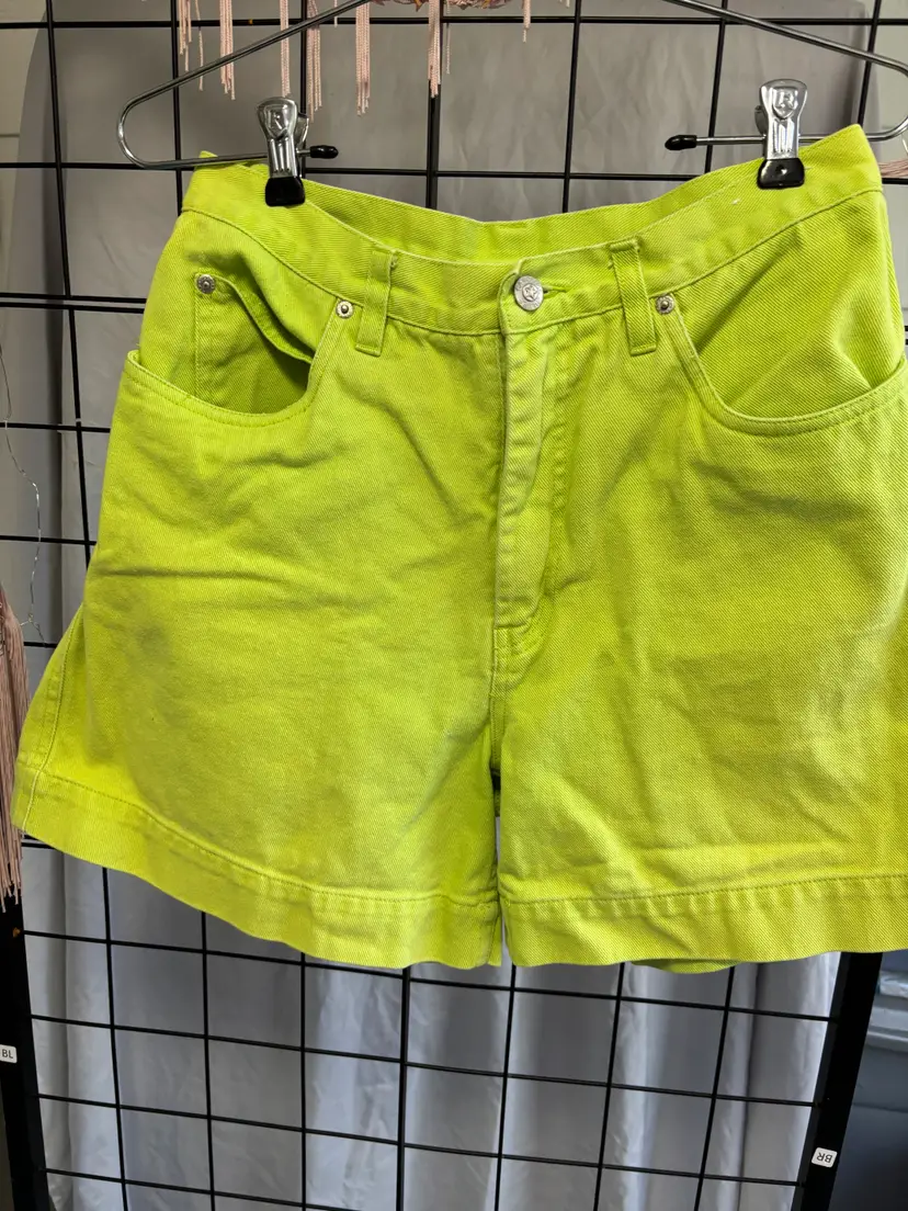 Carolina Blues Ladies Lime Green Denim Shorts Sz 12