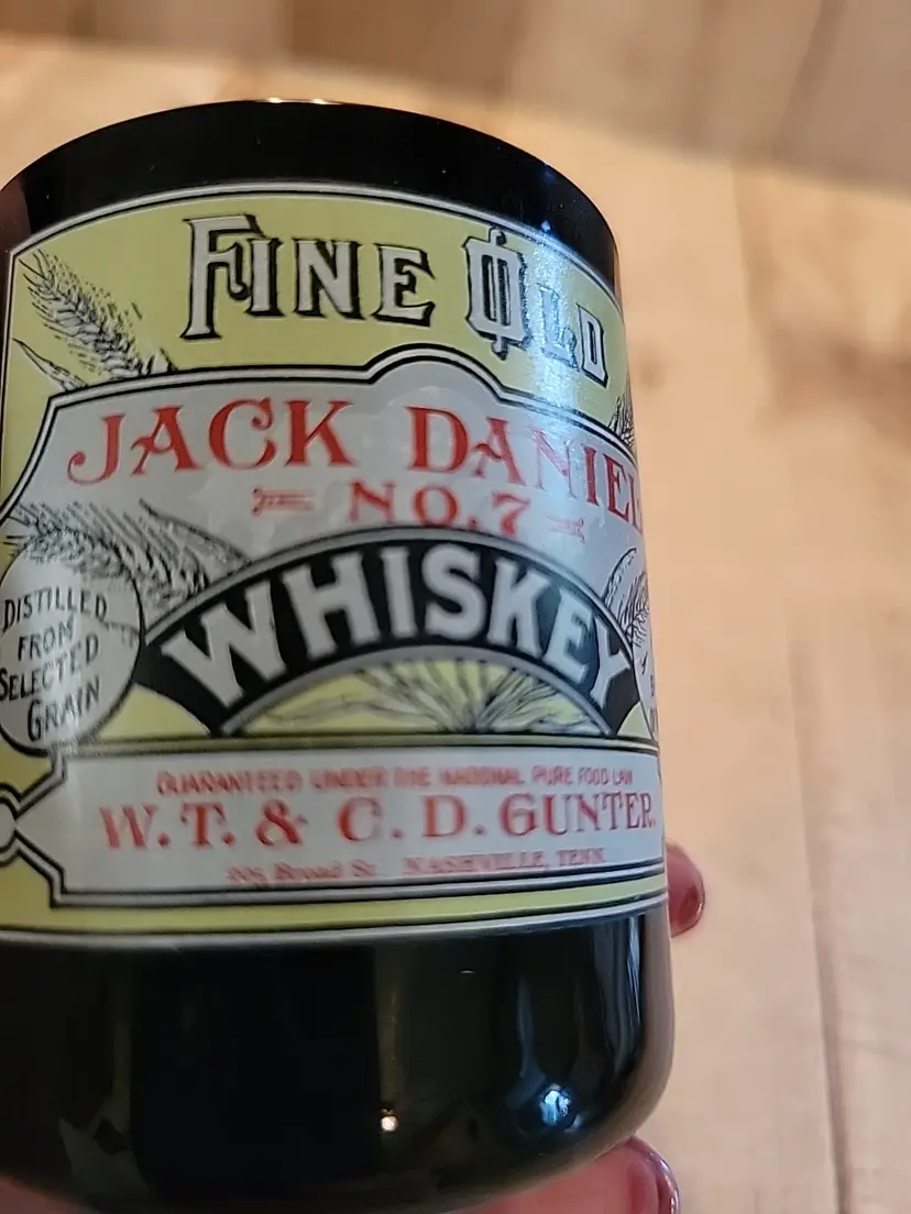 2002 Jack Daniels collection Shotglass Collectible Gunter No.7 Nashville W.T&C.D