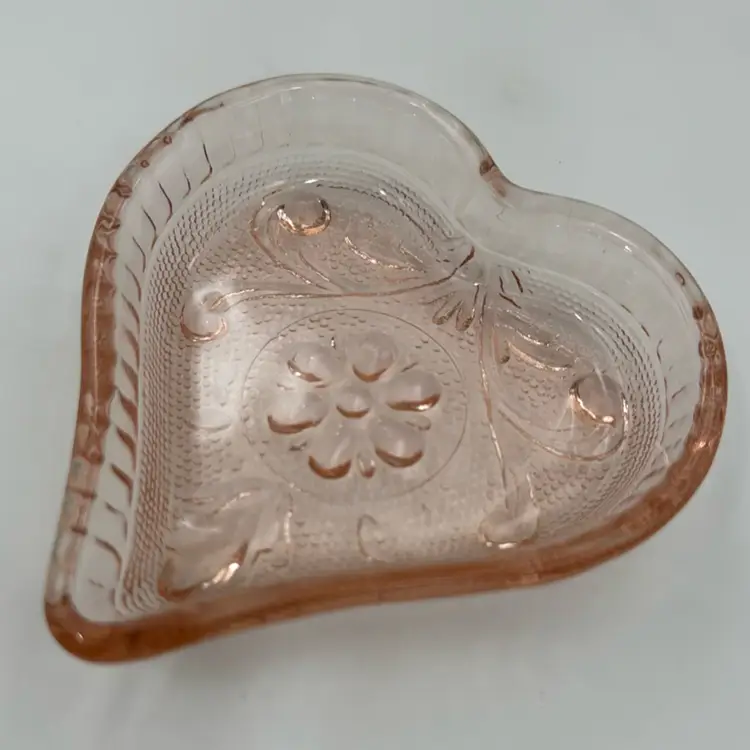 9. Vintage Glass Heart Trinkit Dish