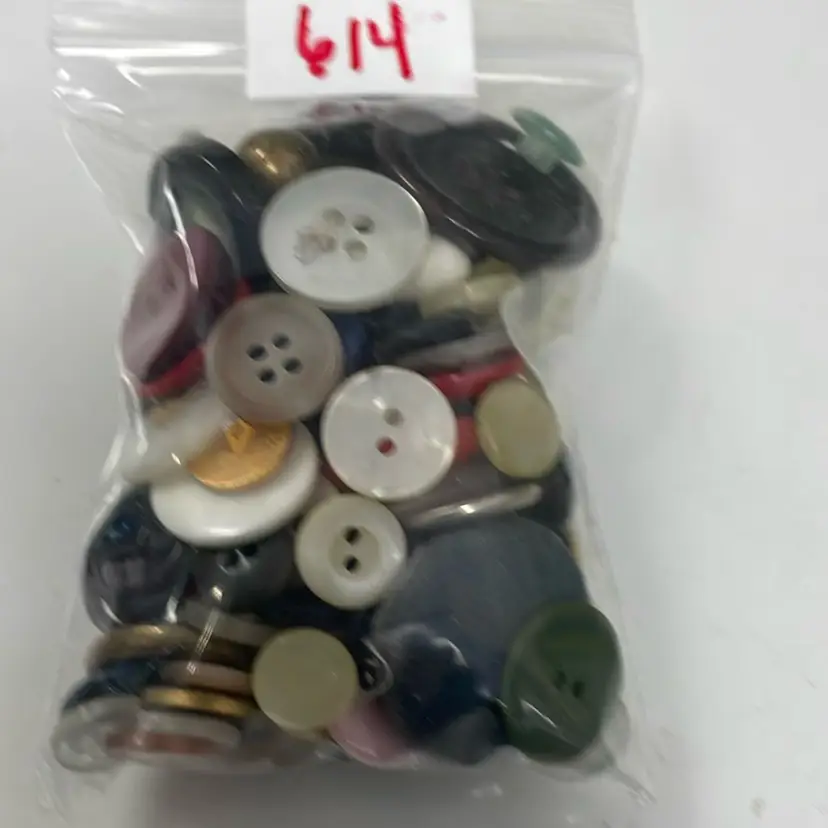 Bag Of Buttons 614
