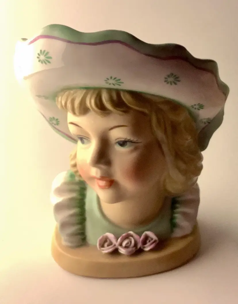 Vintage Porcelain Ucagco Ladies Head Nice