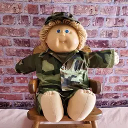 1985 Cabbage Patch Kid Toothy Boy. His Hat Has Real Vintage Army Specialist E4 Pin!