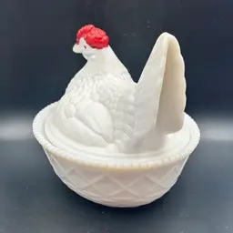 Westmoreland Milk Glass Hen On Nest Split Tail Candy Dish 6”x7.5”