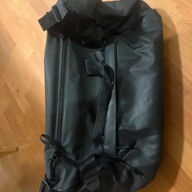 Pea Designs Duffle 35L Black