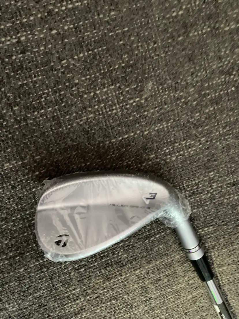 Taylormade Milled Grind 3 Wedge 52 Degree New