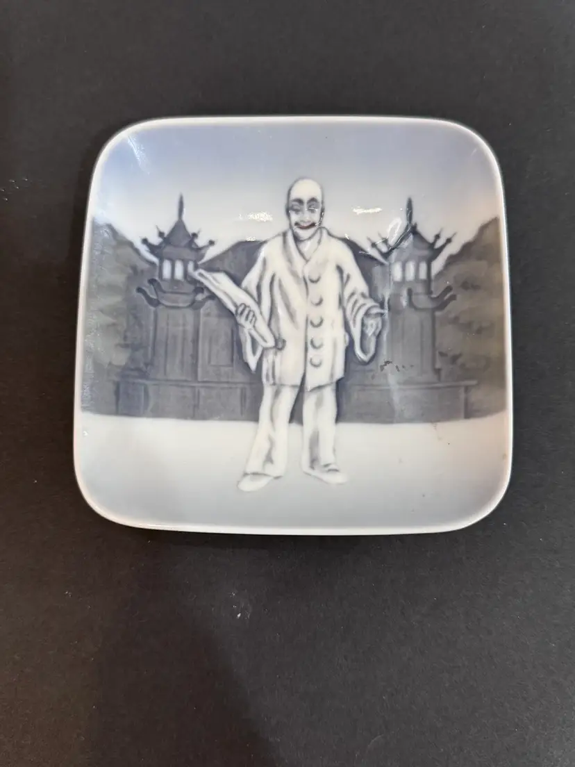 Vintage Royal Copenhagen Tivoli Trinket Dish