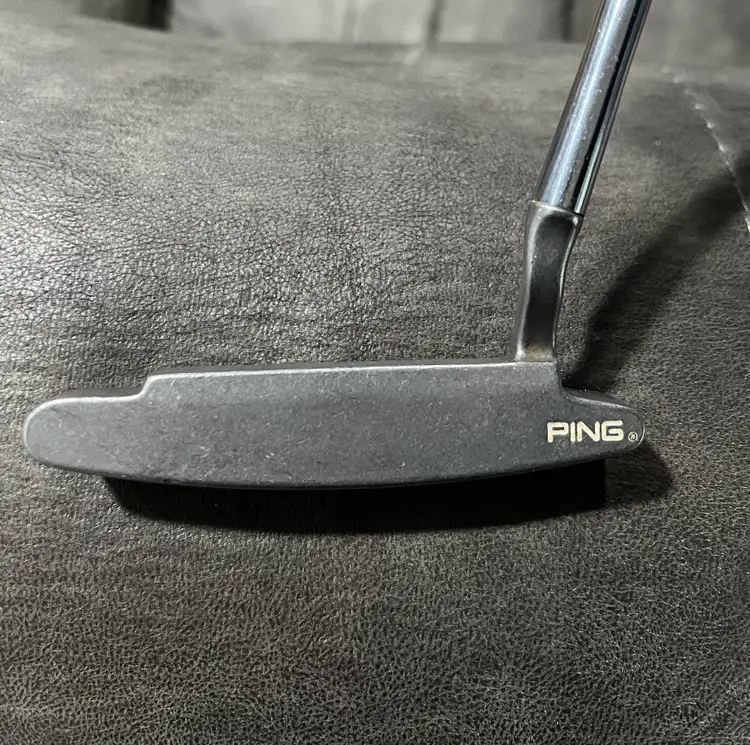 Ping Eye 2 Black Dot- 35.5 In