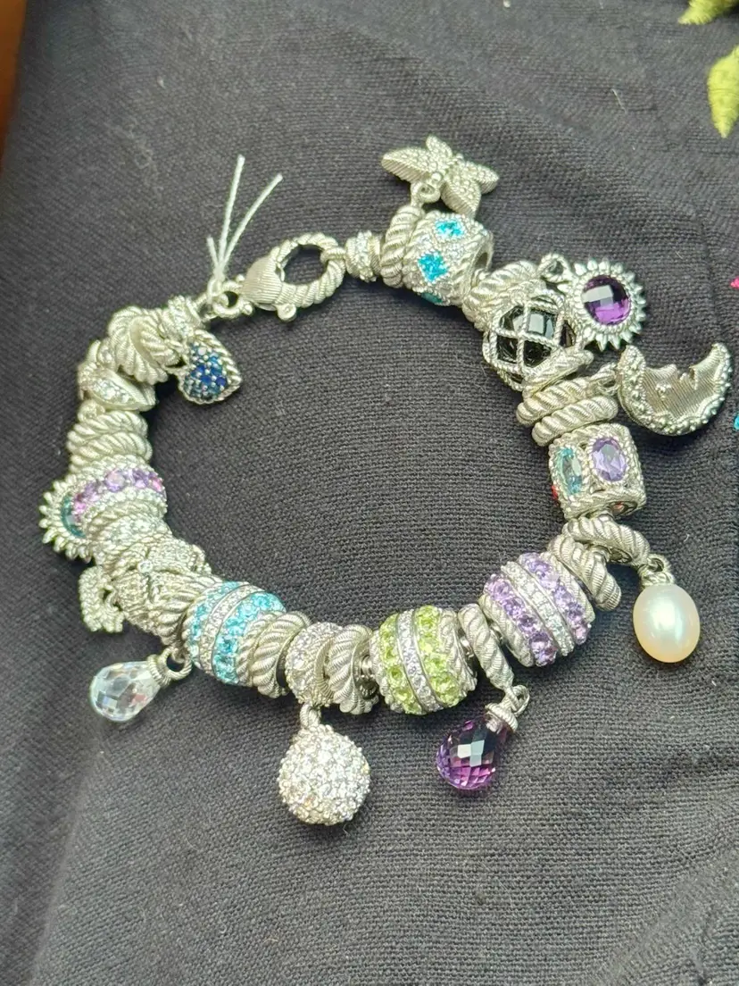 Livestream thumbnail