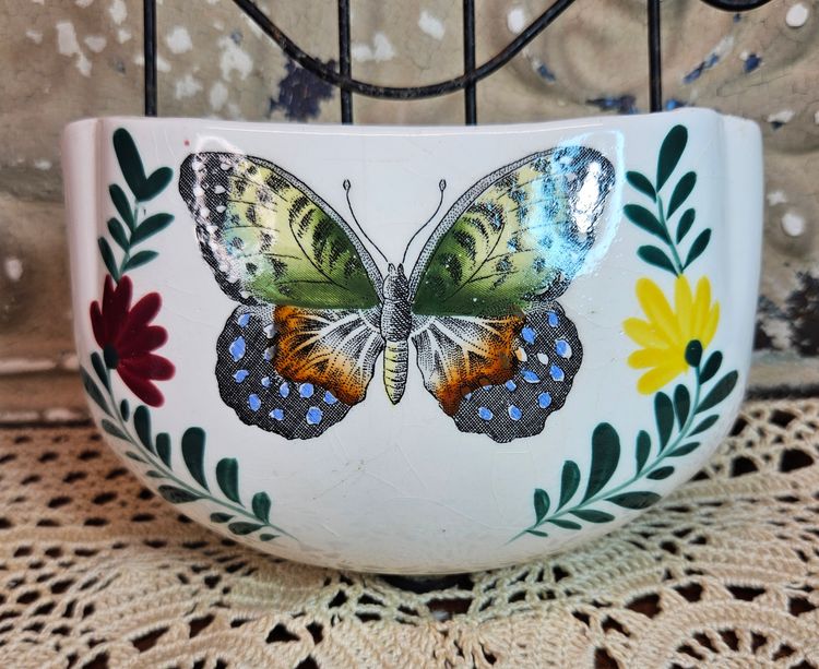 Vintage Ceramic Wall Pocket Butterfly & Flowers w/ Removable Trellis