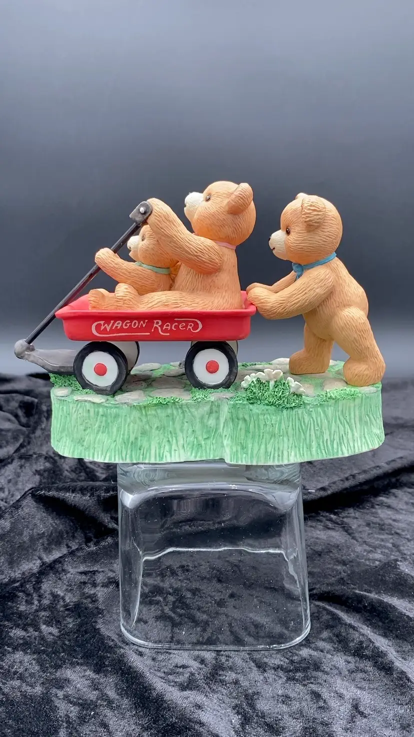 Vintage San Francisco Music Box, Teddy Tempo, The 3 Bears, "You Light Up My Life"
