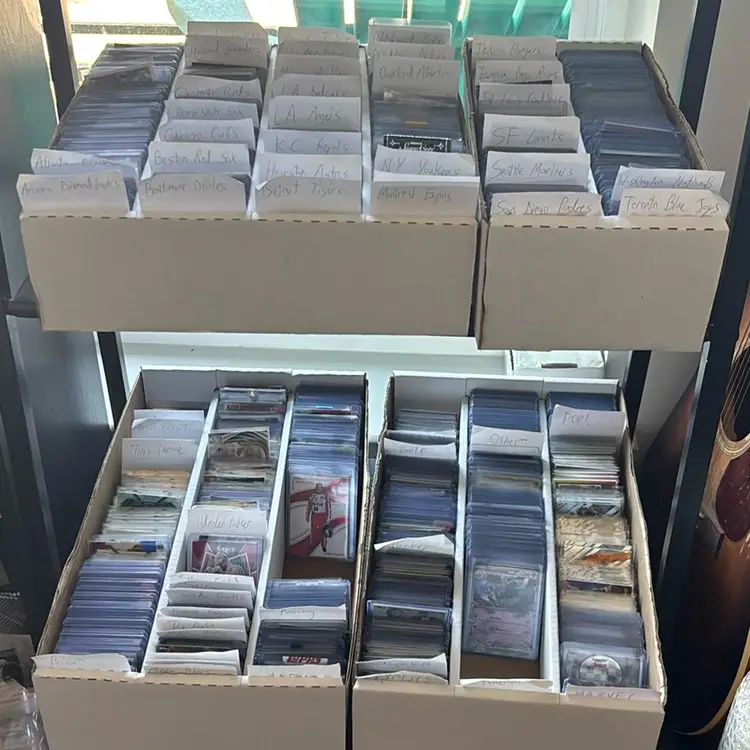 #02 - $2 Sports Card Single/Lot