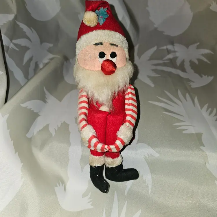 Santa Elf Knee Hugger