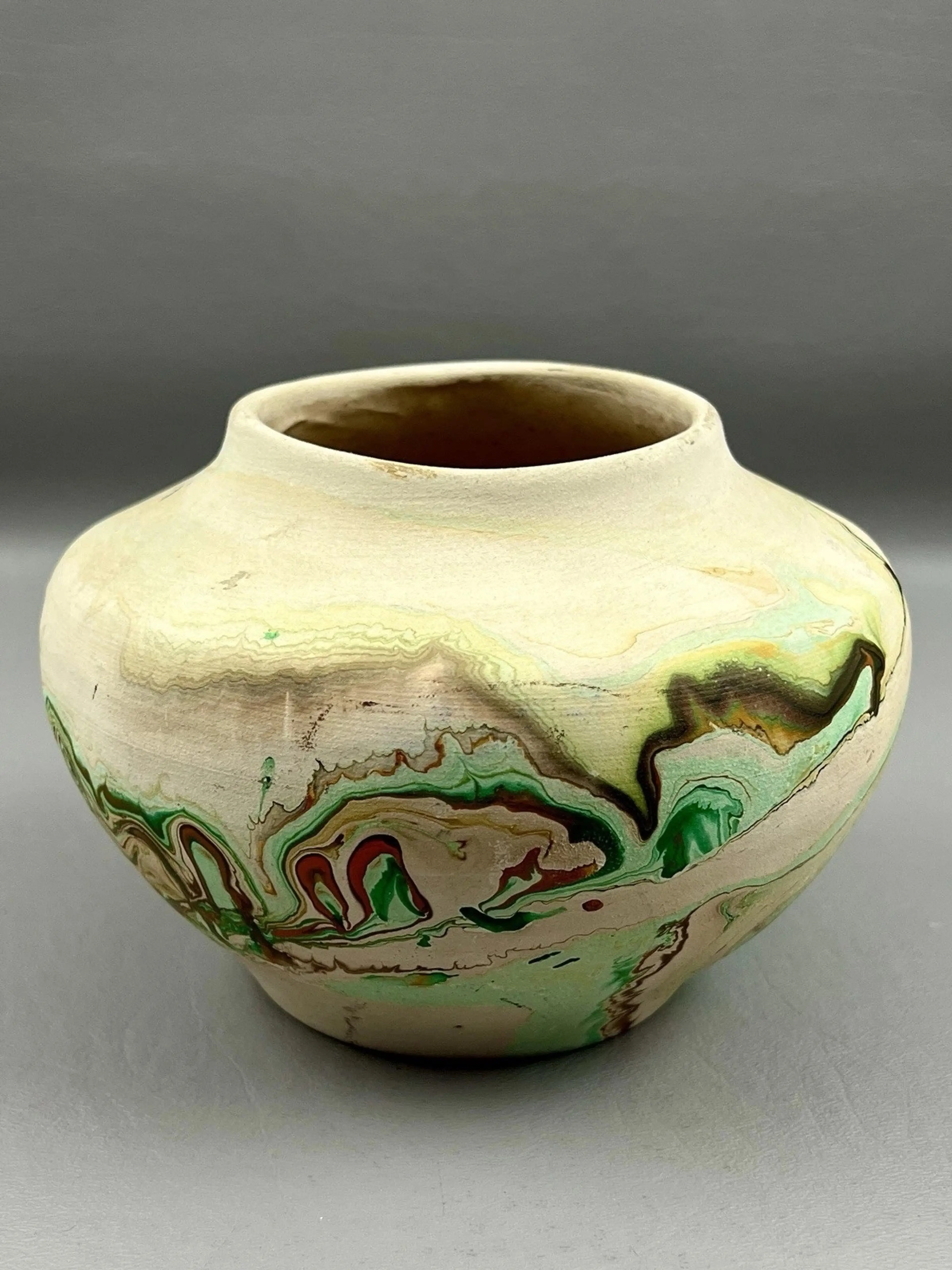 Image 2 of 8