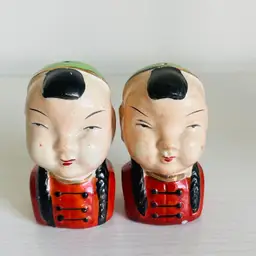 Vintage Japanese Handpainted Head Bust Salt And Pepper Shaker