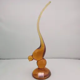 Viking Epic amber long-tailed bird