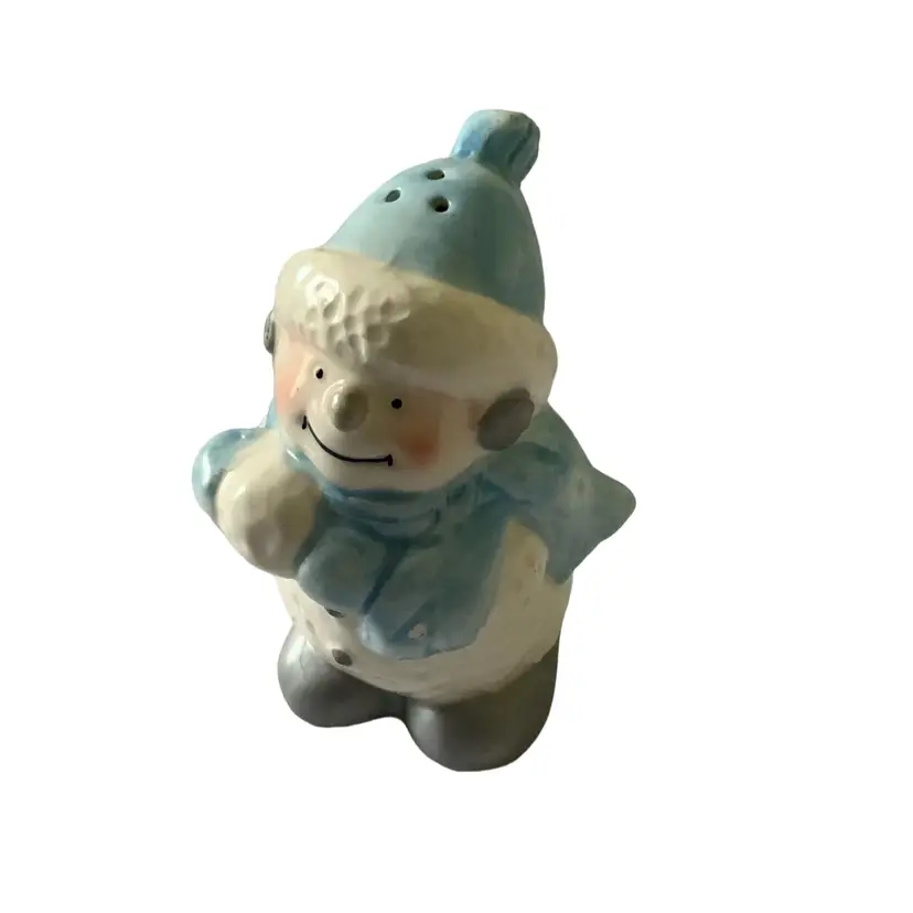 Vintage Christmas ⛄️ Snow Teenager Shaped Salt And Pepper Replacement Shaker 3”