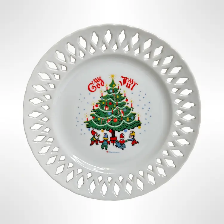 Vintage Berggren Reticulated Tomte Gnomes "GOD JUL" Christmas Plate Sweden