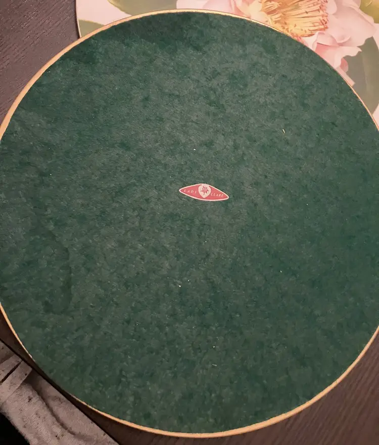 VTG Lady Clare Round Flowered Tablemats 11" diameter Lot of 7