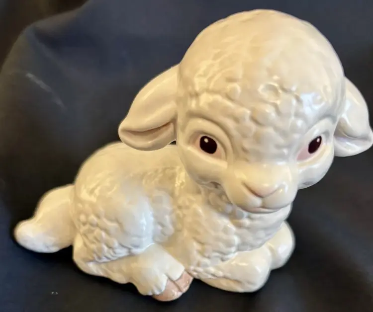 1986 Goebel Porcelain Lamb Miniature Figurine