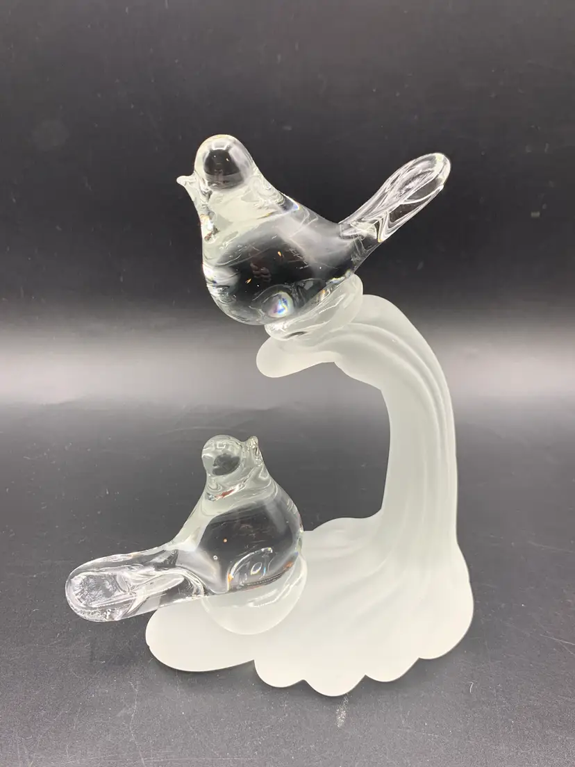 #22 - Crystal Glass Love Birds Frosted Base 6.5"