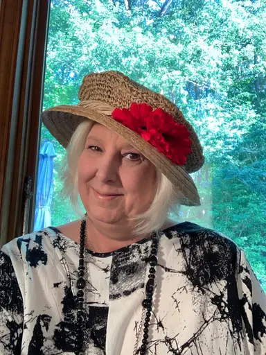 Adored’s Sunday Morning Clearance Sale