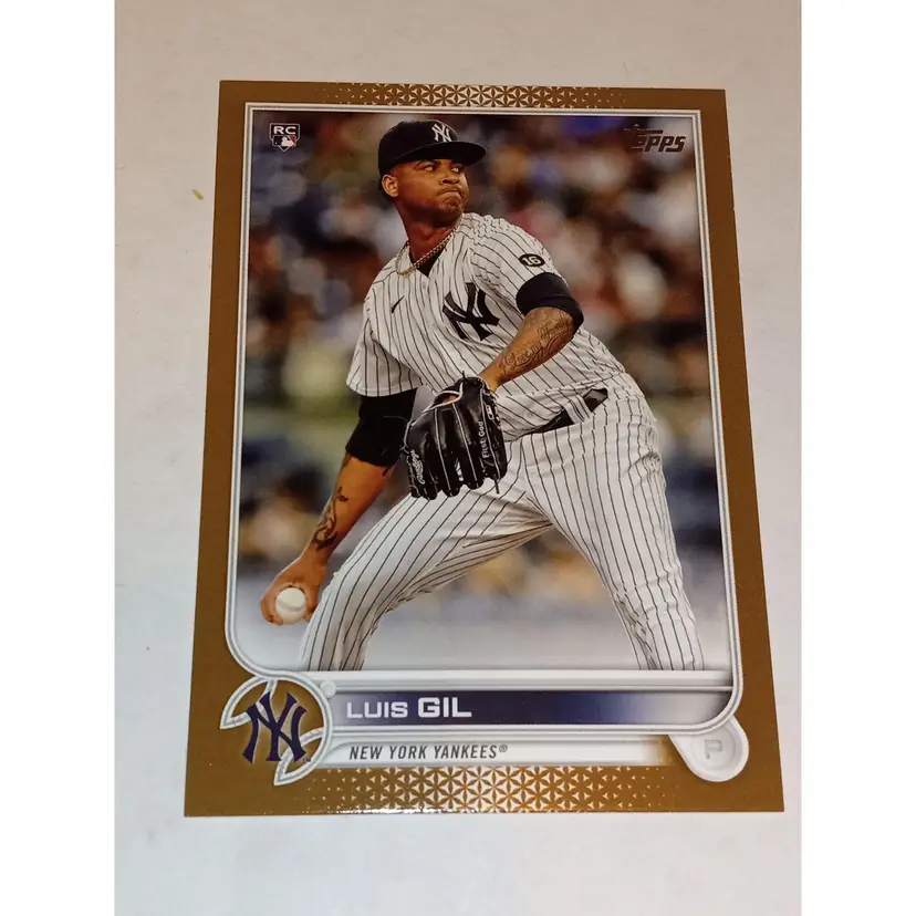 Luis Gil 2022 Topps #131 Gold  0216/2022 Yankees