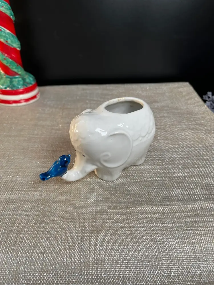 Smalls! Enesco Ceramic Glossy White Elephant w Blue Bird on His Trunk-Vase or Planter