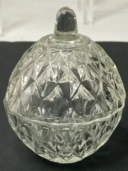 Diamond Faceted Pattern Glass Trinket Box! Stem-like Finial! 3 1/2” Tall 2 1/2” Diameter!