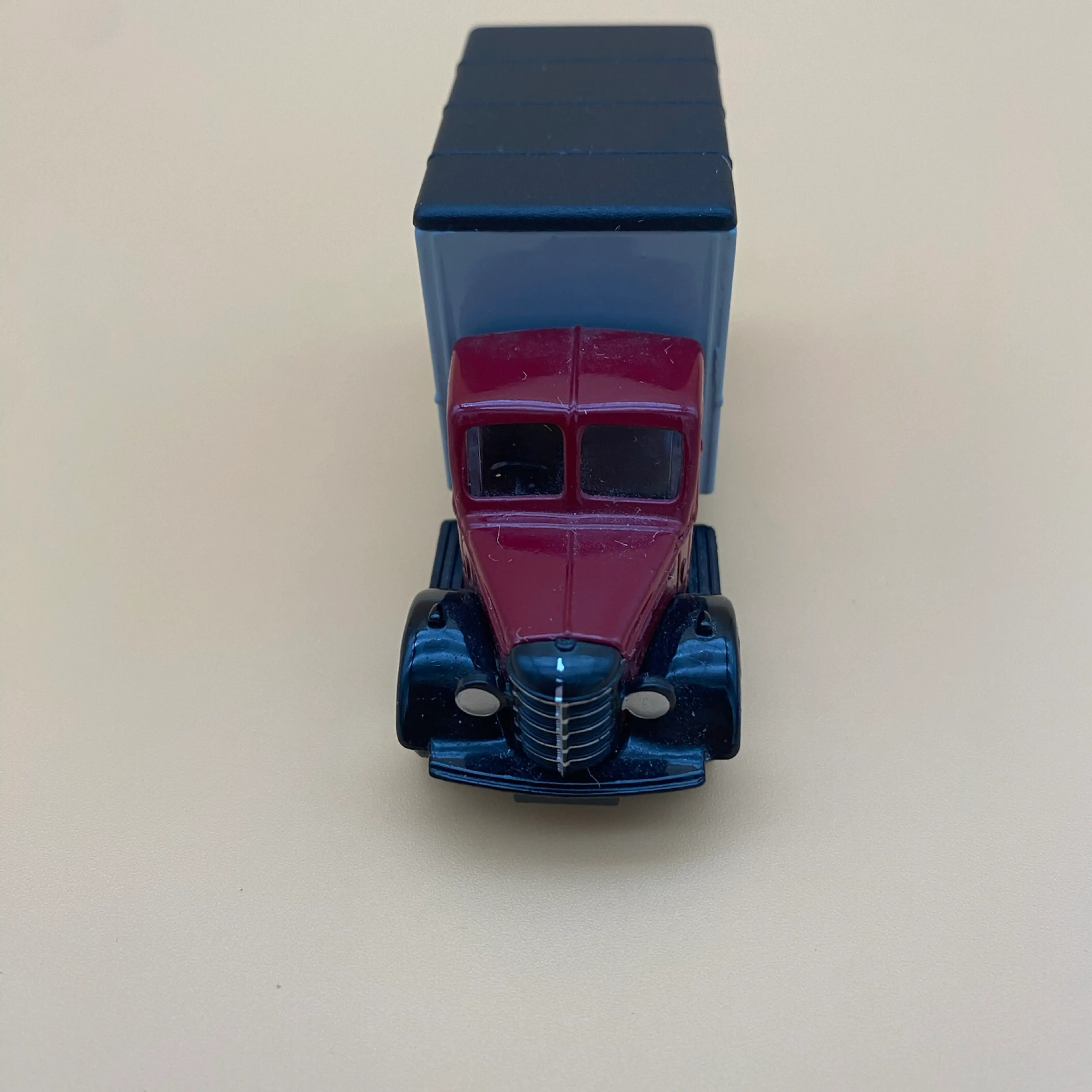 Image 2 of 8