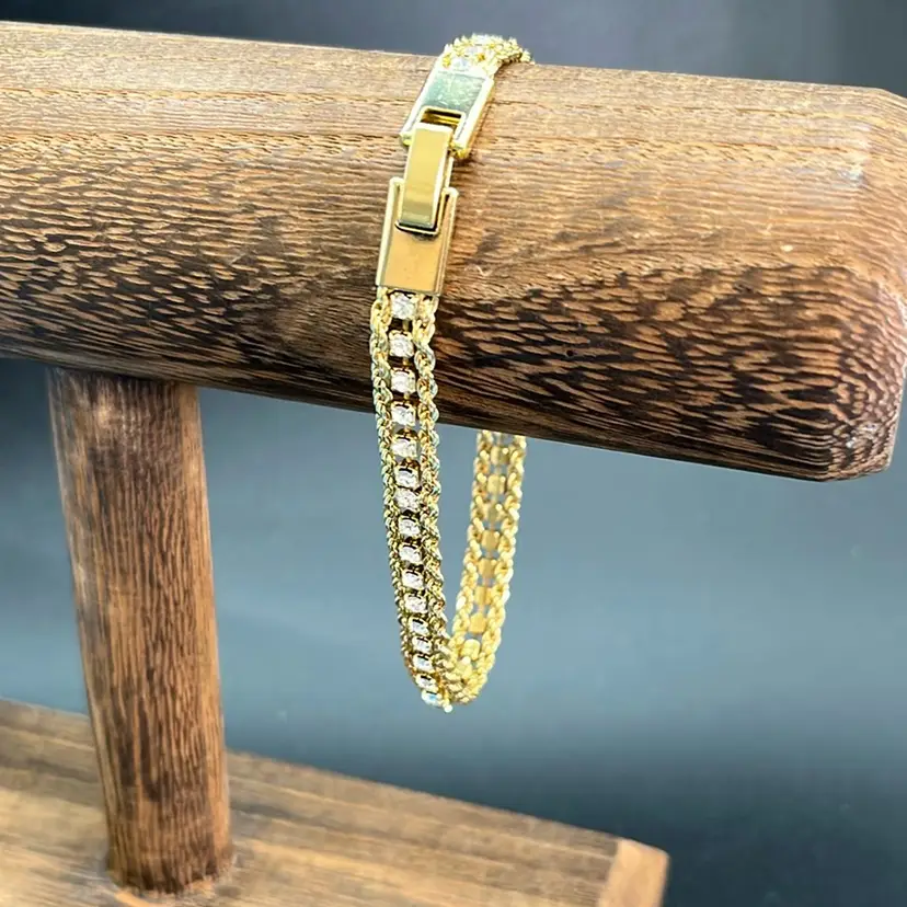 Beautiful Rope And Rhinestone Bracelet, Gold Tone 7 3/4” Long, Fold Over Clasp